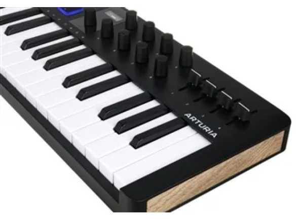 arturia-minilab-37-black_6a4bbefe0c9bc.jpg