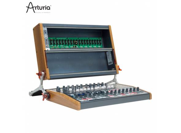 arturia-rackbrute-6u_5a72eff07c882.jpg