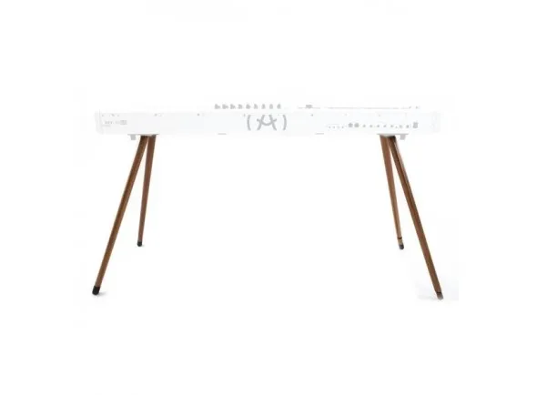 arturia-wooden-legs_5fd2181b7b35b.webp