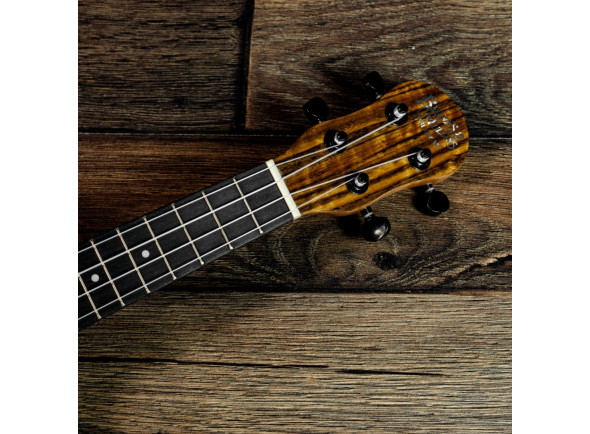 barnes-mullins-soprano-ukulele-walnut_6915aa7fa8bbe.jpg