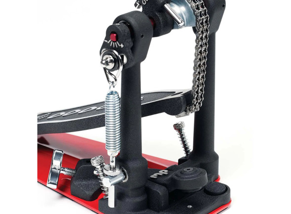 <b>DW DRUMS DW-5000AD4 Pedal Bombo Simples DWCP5000AD4</b>