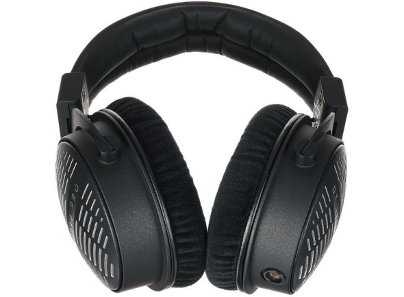 beyerdynamic-dt-1990-pro-mkii_68ffb129c4eb5.jpg