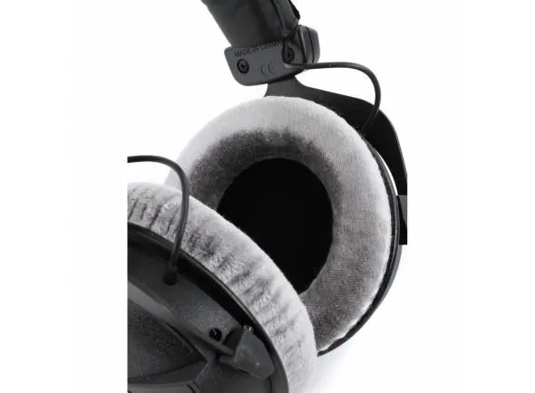 beyerdynamic-dt-770-pro-80_5a842b19b8b18.webp