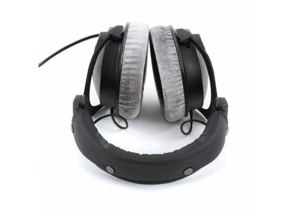 beyerdynamic-dt-770-pro-80_5a842b1a5eac9.jpg