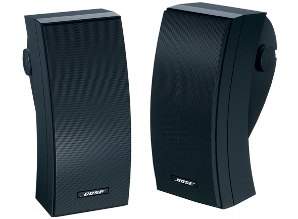 Bose 251 environmental speakers  - O design do alto-falante Array Articulated® inclui drivers posicionados com precisão para fornecer um campo sonoro grande e consistente para audição ao ar livre., Os testes ambientais da Bose simul...