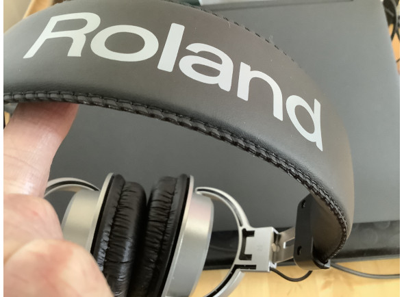 broland-dj-202-pro-controlador-dj-serato-dj-intro-patterns-ritmos-tr-best-seller-b_6800bea11cfeb.jpg