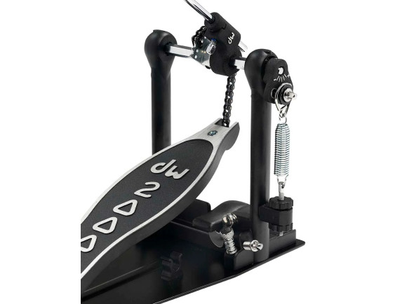 dw-2000-bass-drum-pedal_671909d268d28.jpg