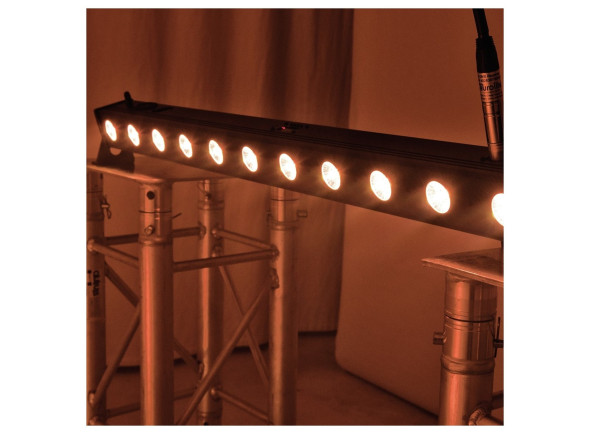 eurolite-led-bar-12-qcl-rgbw_69fdbd5a3beeb.jpg