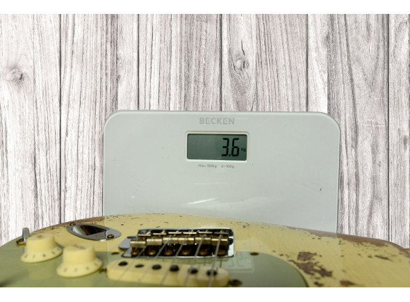 fender-custom-shop-limited-edition-60-dualmag-ii-stratocaster-super-heavy-relic-aged-vintage-white_6863bb82b1a48.jpg