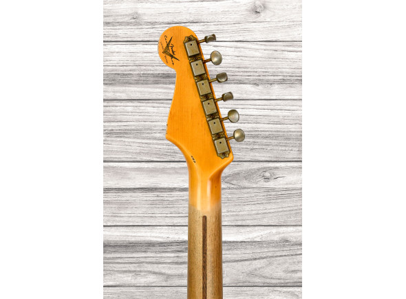 fender-custom-shop-limited-edition-70th-anniversary-1954-stratocaster-heavy-relic_68ee515d60e3c.jpg