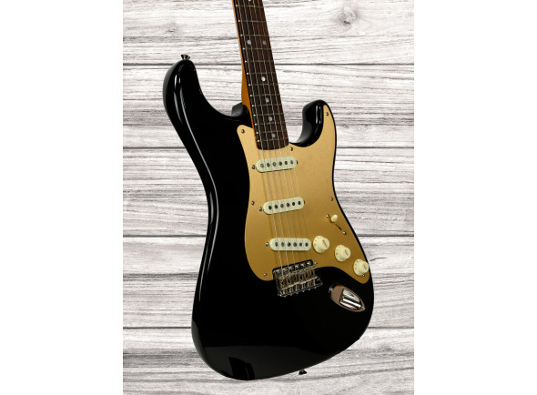 fender-limited-edition-roasted-stratocaster-special-nos-aged-black_683f0530f2e2f.jpg