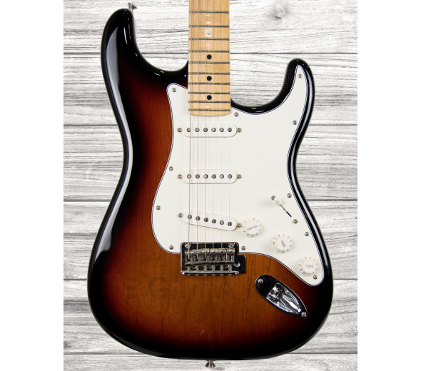 Ver mais informações do  Fender Player Series Strat MN 3TS 
