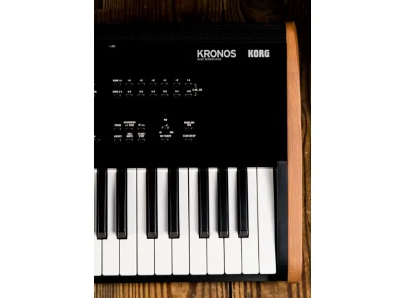 korg-kronos-61_5af1b78abd068.webp