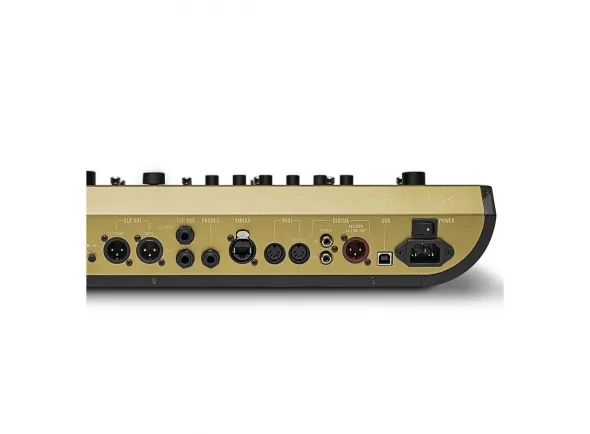 line6-helix-gold-guitar-processor_5dea1f68de41c.webp