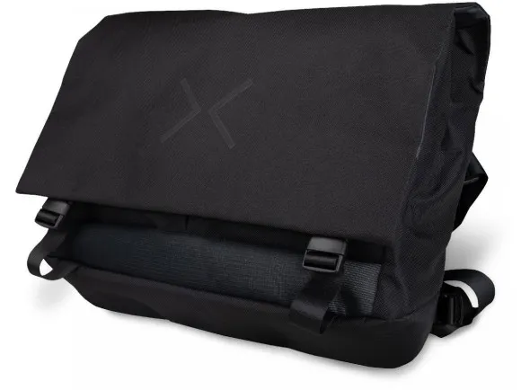 line6-hx-messenger-bag_60a7801b6ac1e.webp