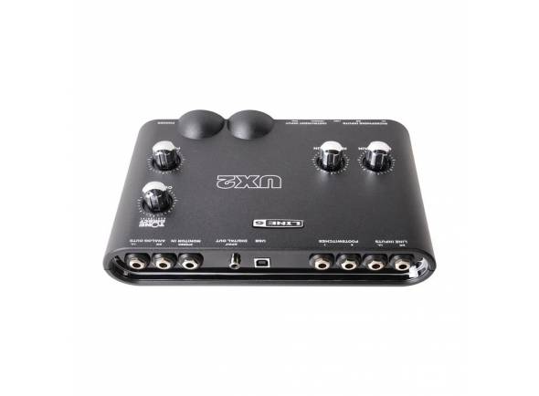 line6-pod-studio-ux2_5a70935da9728.jpg