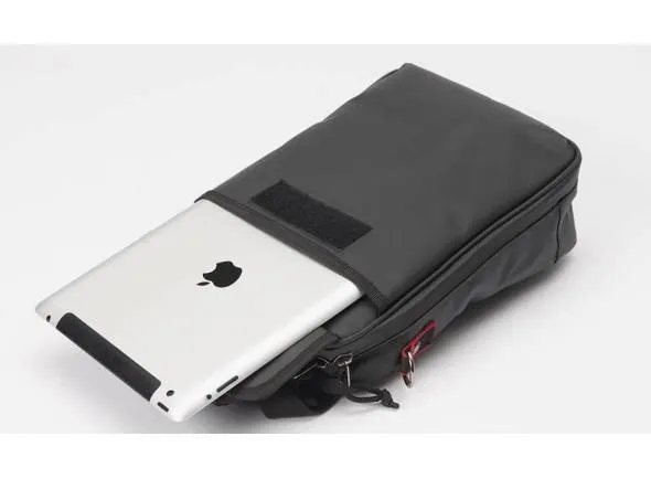 magma-riot-headphone-bag-pro_595f5bf621f37.webp