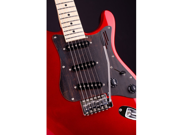 magneto-u-one-sonnet-standard-candy-red-maple-fb-with-gig-bag_68d66303ee569.jpg