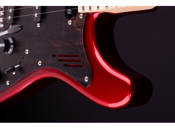 magneto-u-one-sonnet-standard-candy-red-maple-fb-with-gig-bag_68d66309972bd.jpg