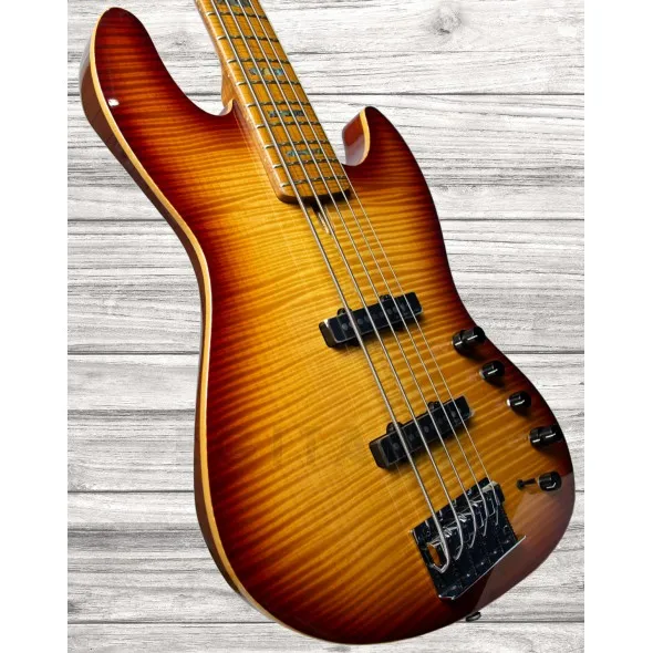 marcus-miller-v10-5-ts_5eff61ba7a38c.webp