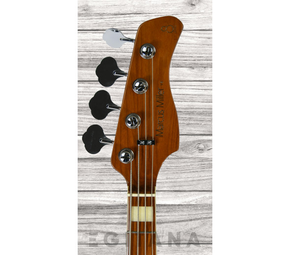 Marcus Miller  V8-4 TS