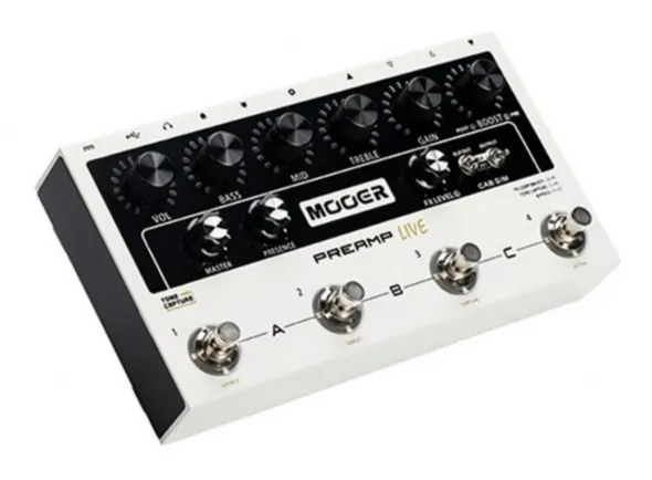 mooer-micro-preamp-live_5dd28cdd9bee9.webp