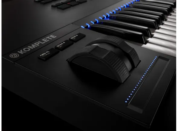 native-instruments-komplete-kontrol-s49-mk2_610141874197d.webp