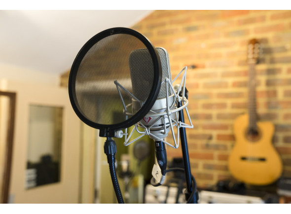 neumann-tlm-49_6818c8c83f9e5.jpg
