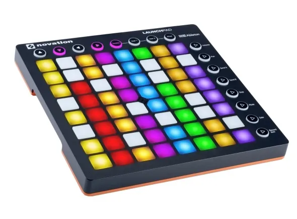 novation-launchpad-mk2_5afedeefd9f2a.webp