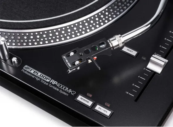 reloop-rp-4000-mk2_5ca3a5528b7a5.webp
