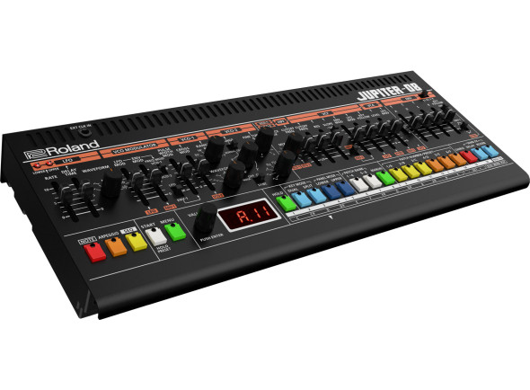 roland-jupiter-08_6ae3535f105d3.jpg