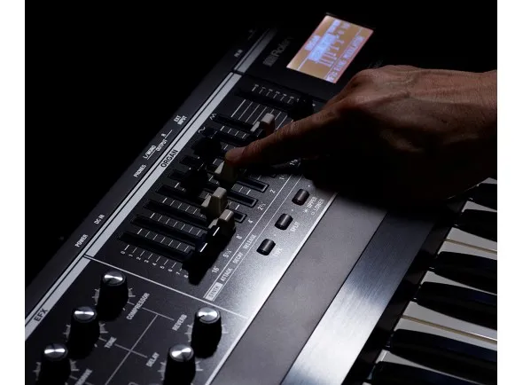 roland-vr-730-v-combo_5f11e8abd60a3.webp