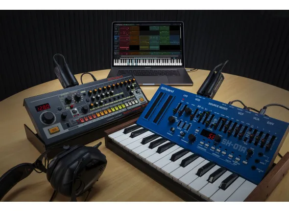 roland-wm-1-adaptador-midi-wireless_616ab3aff3c19.webp