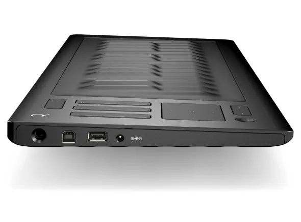roli-seaboard-rise-25_5d80b6690b349.webp