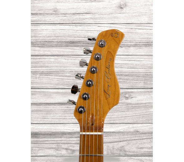 Sire   Larry Carlton S7FM NT