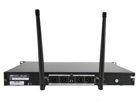 sistema-sem-fios-uhf-quadruplo-mr-4200-2-com-4-emissores-de-bolso-e-4-microfones-de-lapela_6a60e00b245b2.jpg