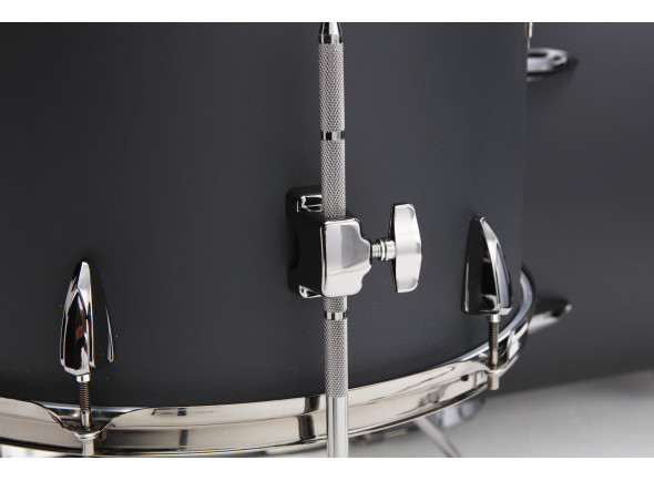 Tama  18