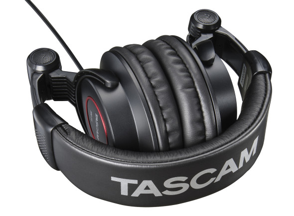 tascam-th-11_69de05323d03e.jpg