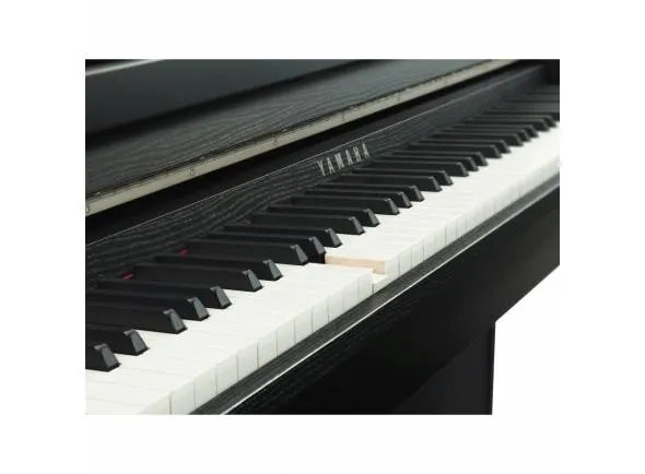 yamaha-clp-685-pe_5ac5fc6f1763d.webp