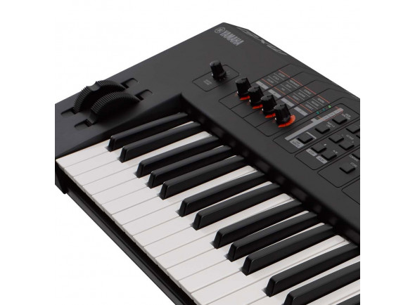 Yamaha MX61 V2 Black